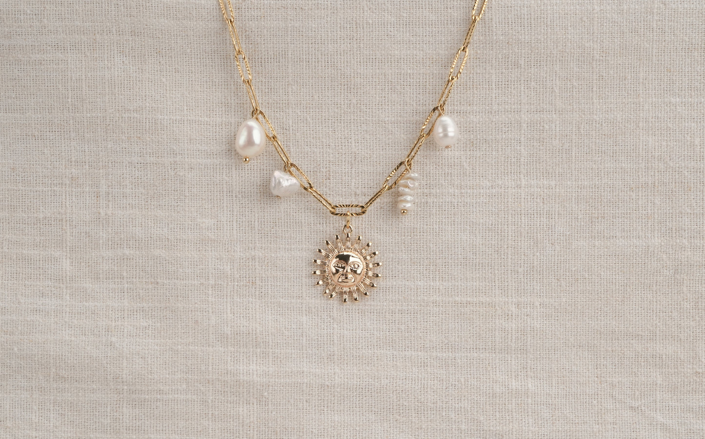 Mixed Freshwater Pearls With Sun Pendant Necklace - Soleil