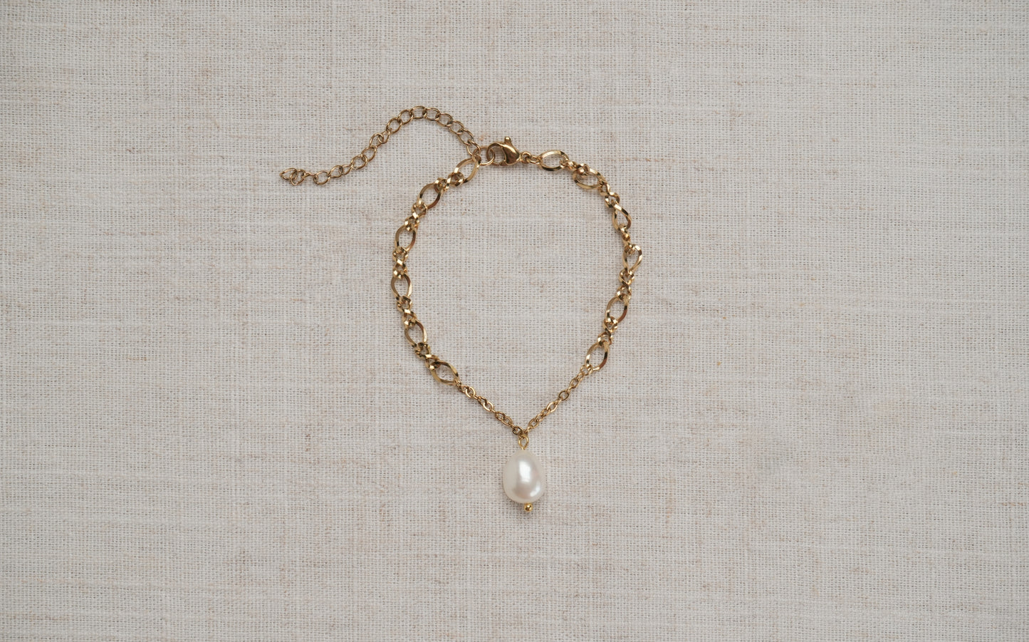 Baroque White Freshwater Pearl Chain Dangling Bracelet - Olivia