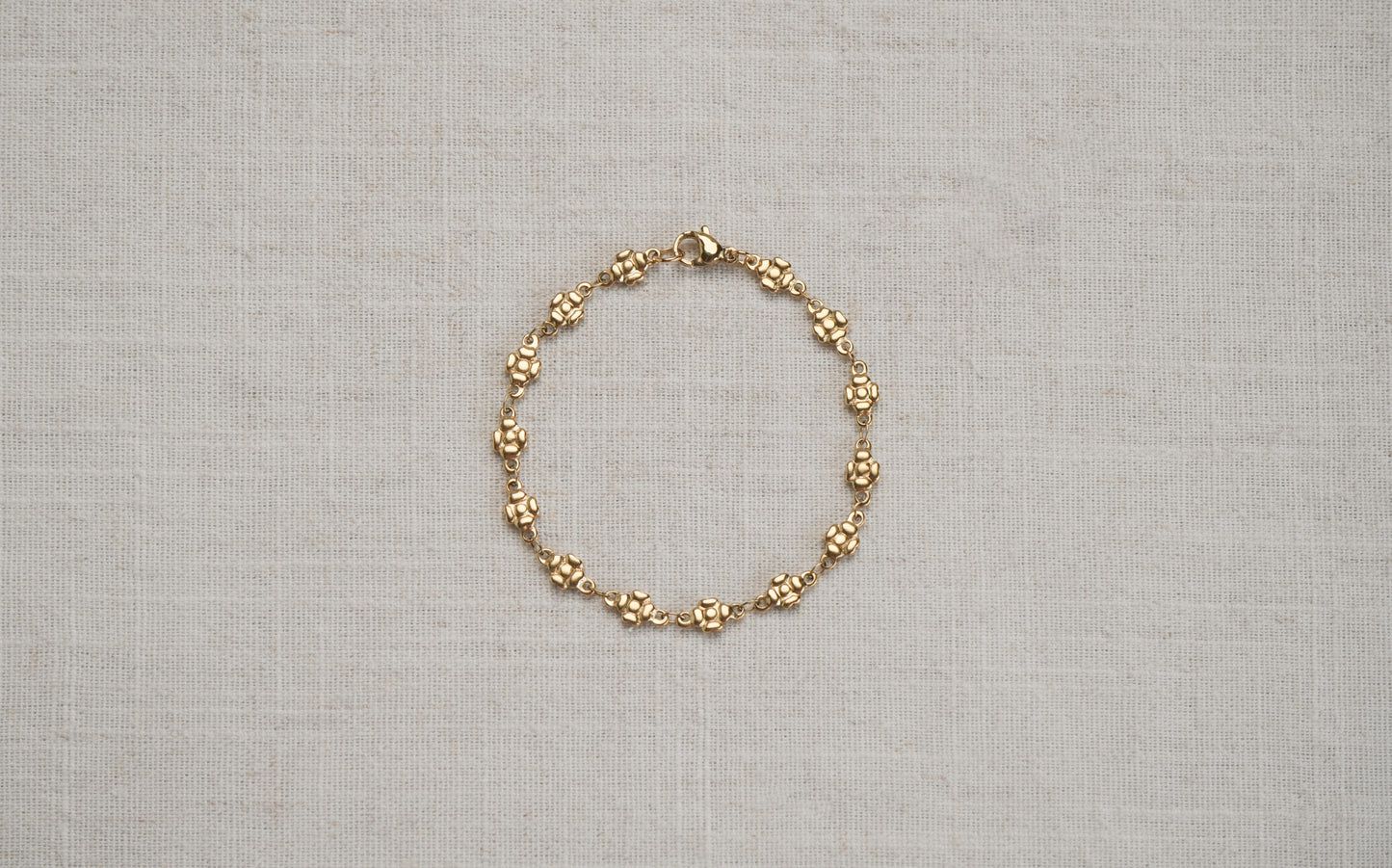 Floral Chain Minimalist Bracelet - Clara